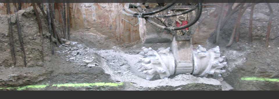 Betonfräsen an einer Großbaustelle